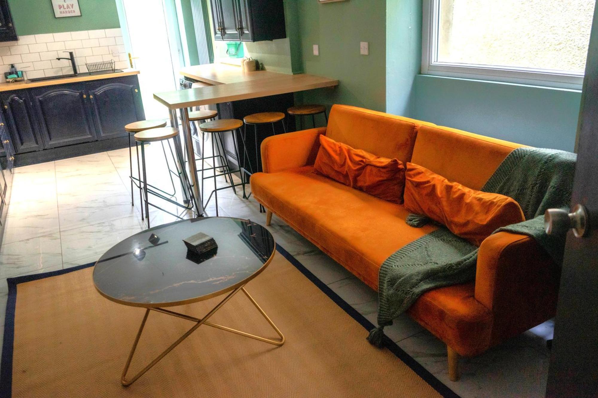 7 Spacious In - Great For Groups *